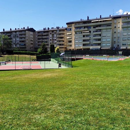 Apartmán Oroel Jaca Exteriér fotografie